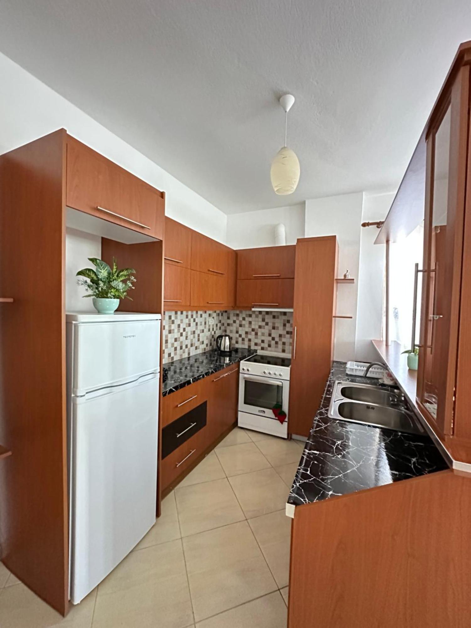 Guesthouse Xhuliano クサミル エクステリア 写真